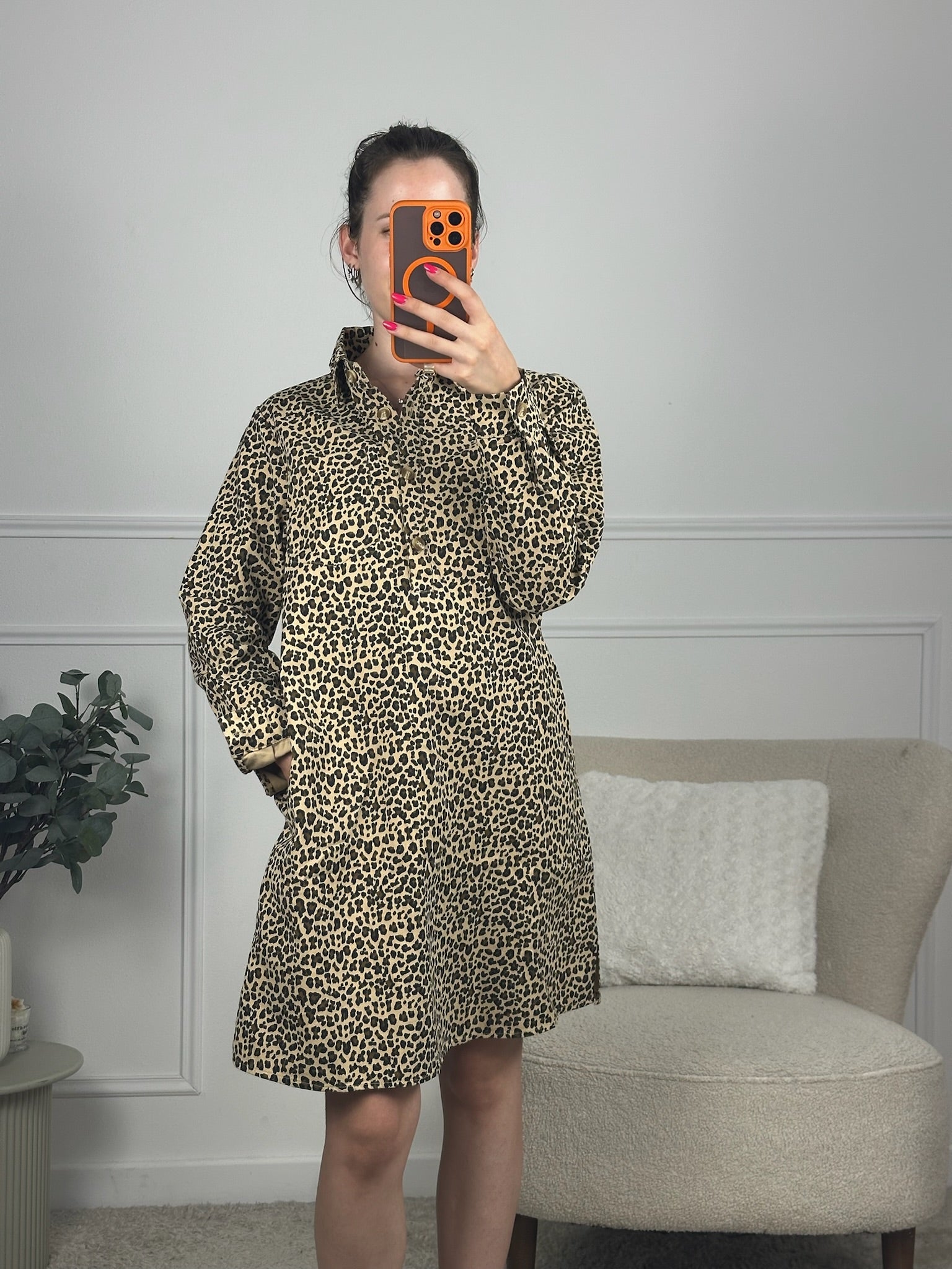 ROBE ANIBAE