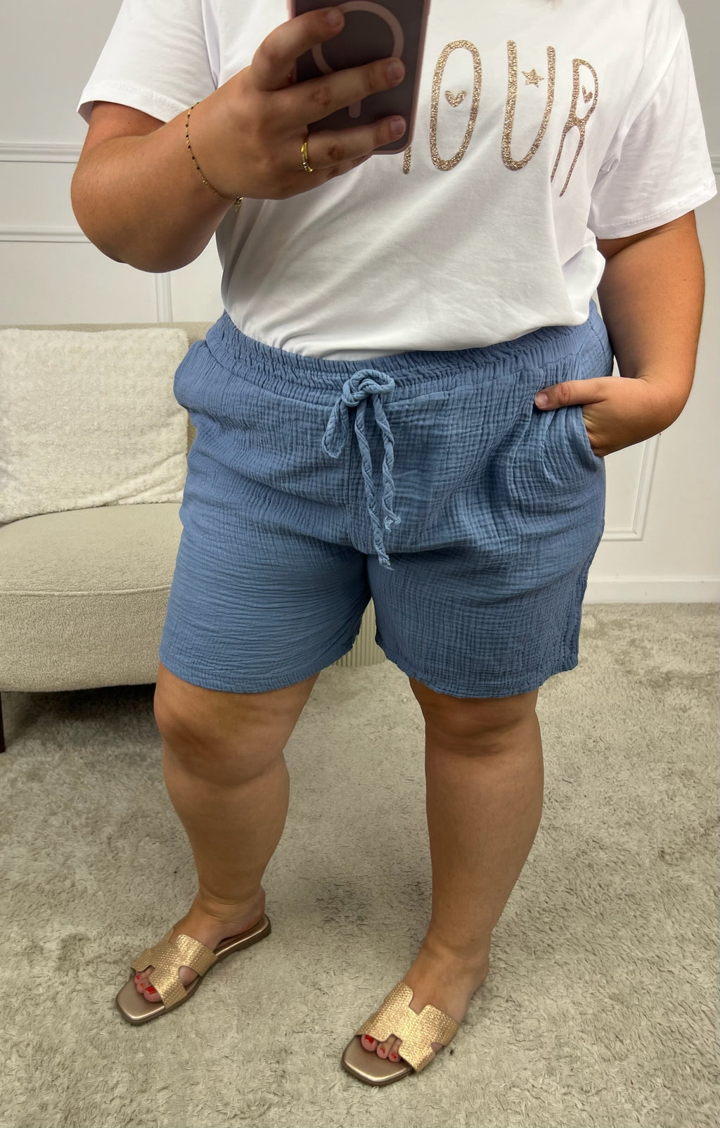 SHORT ERYLNA