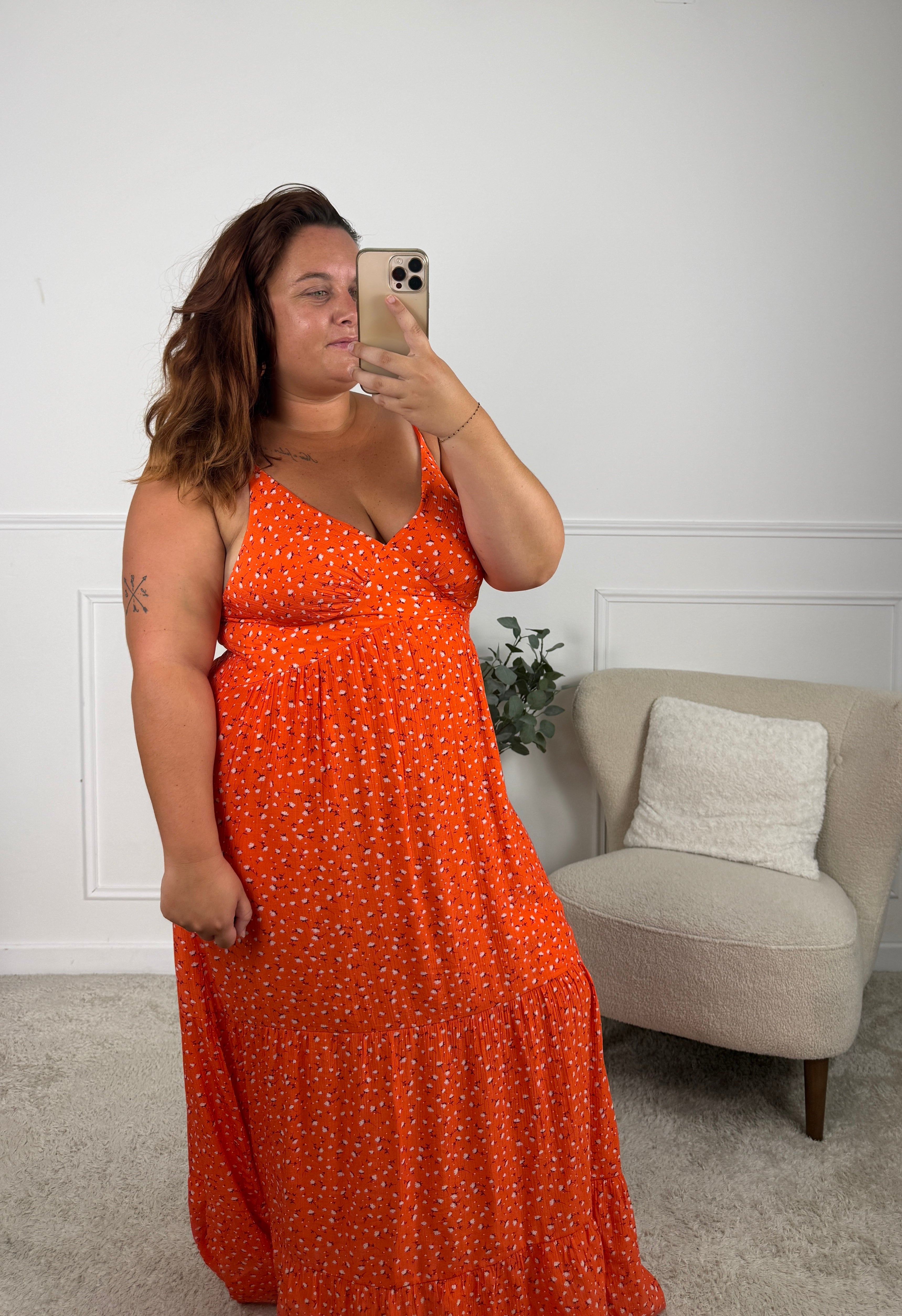 ROBE NAIRI