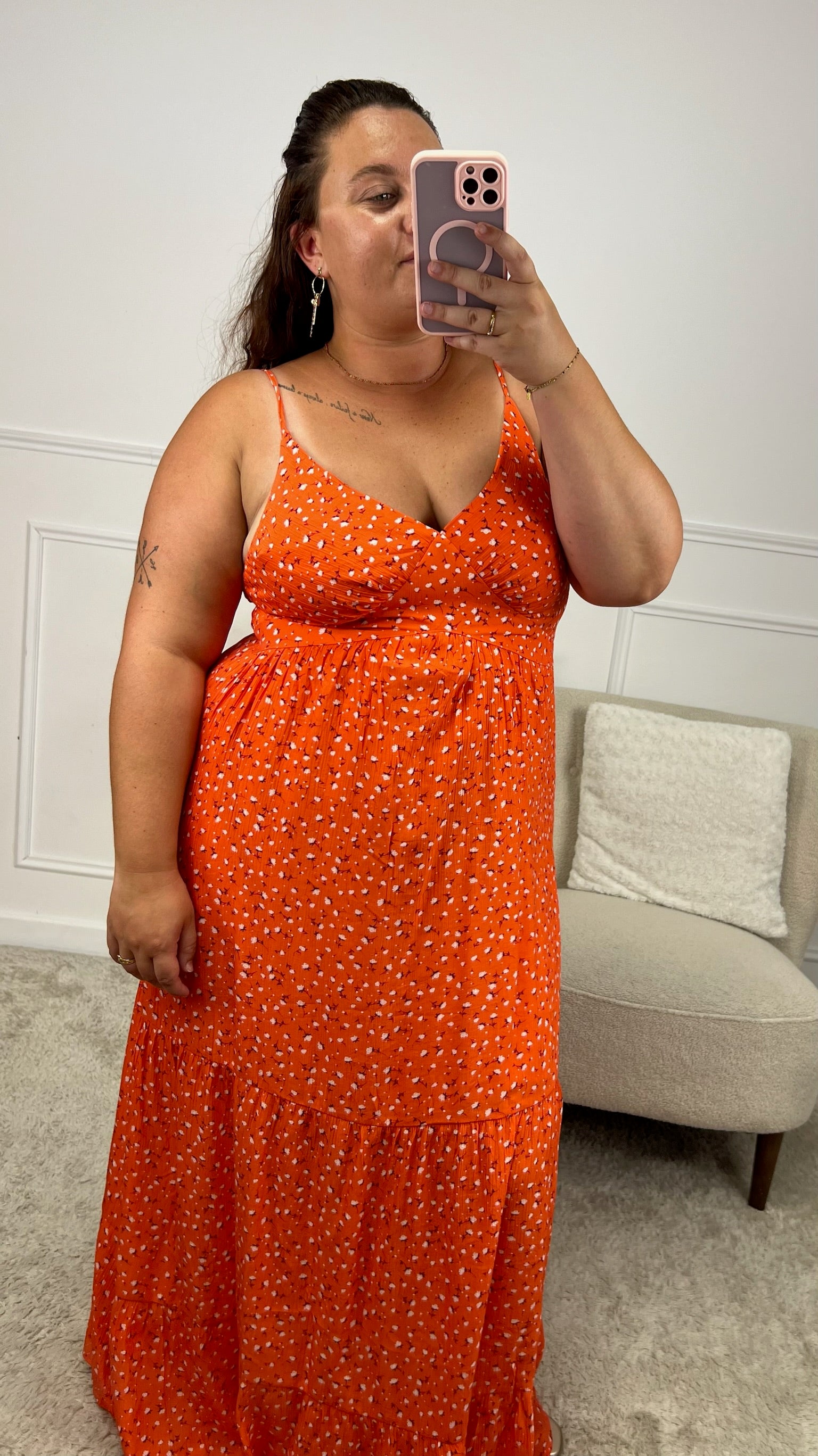 ROBE NAIRI