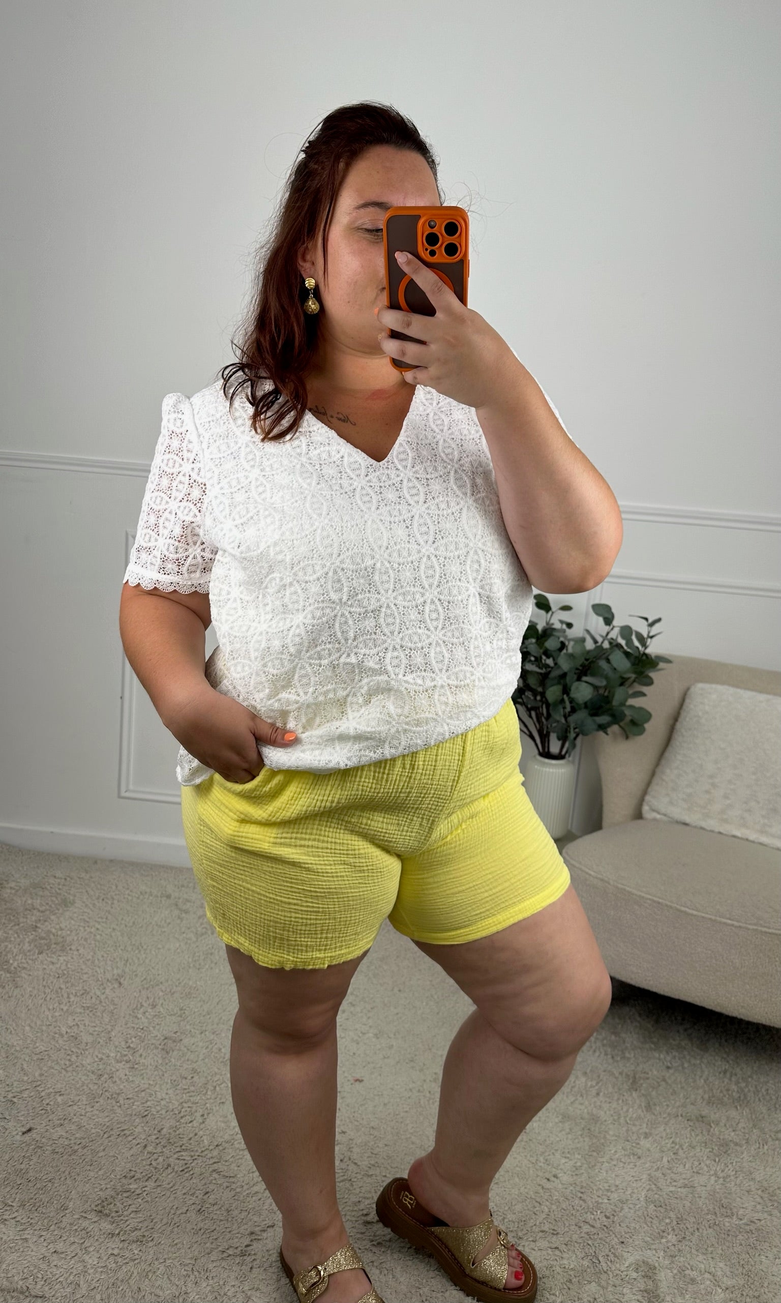 SHORT ERYLNA