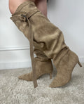 BOTTES ELLA