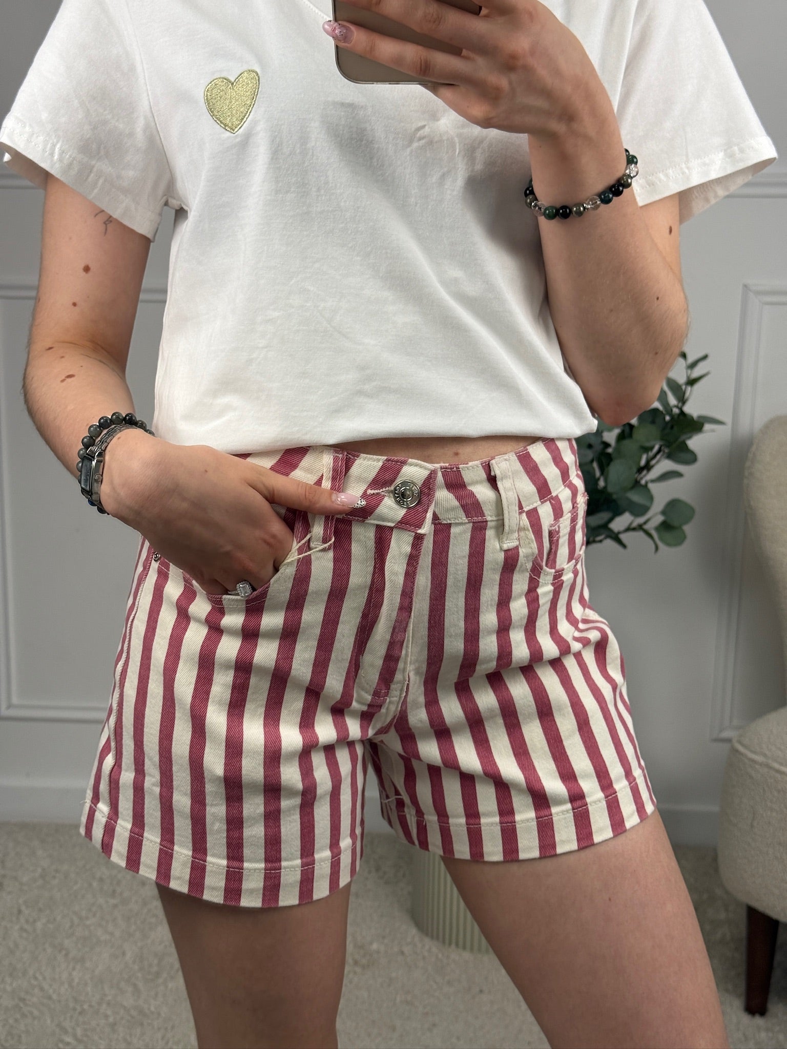SHORT THALY