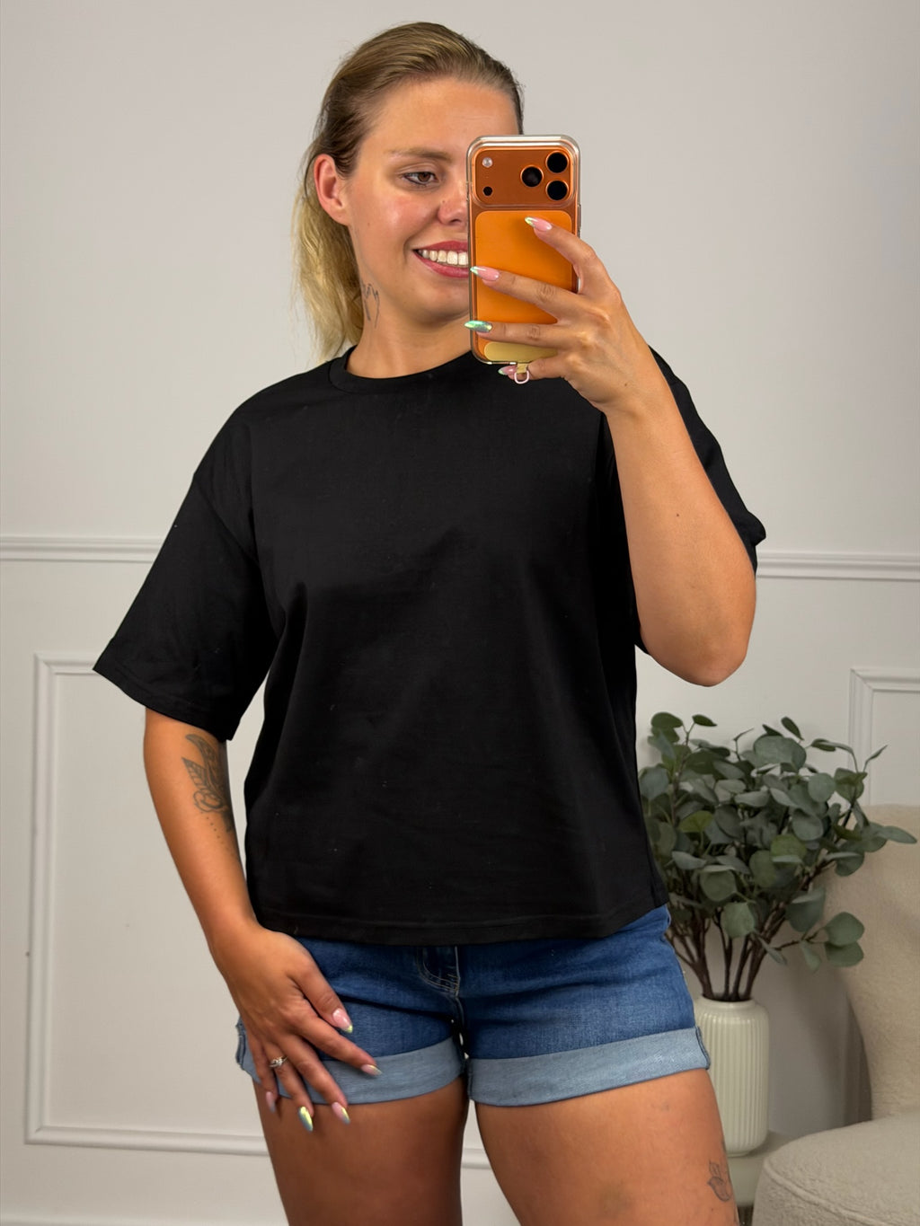 T-SHIRT LUCIE