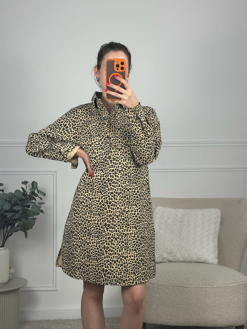 ROBE ANIBAE