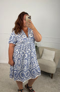 ROBE LADY